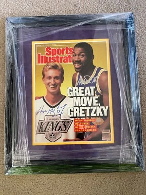 Magic Johnson Wayne Gretzky Dual Signed Sports Illustrated Magazine PSA DNA Coa - Image 1 of 4