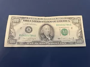 1990 Series 100 Dollar Bill Federal Reserve New York. B Serial Number B64221784C - Picture 1 of 2
