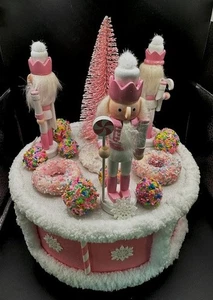 FAKE NUSSKNACKER KUCHEN NUSSKNACKER KUCHEN FAKE FOOD FOOD PROP - Bild 1 von 4