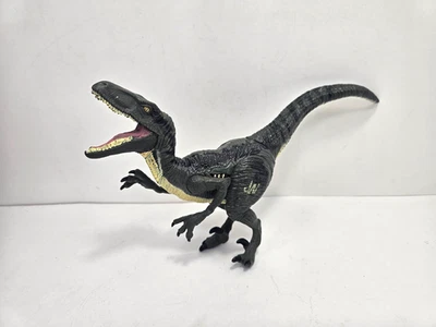 Jurassic World Velociraptor Blue Electronic Growling Attack Hasbro 2015 - Image 1 of 4