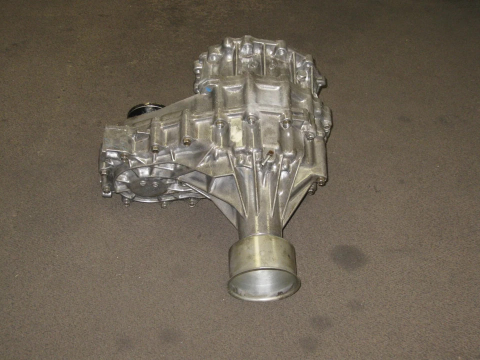 Camioneta pickup Nissan Pathfinder 86 87 88 3,0 L V6 4x4 caja de transferencia automática en muy buena condición30 Foto 1 de 1