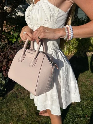 纪梵希淡粉色安提戈纳小号手提包斜挎包限量版稀有颜色 — 第 1/4 张图片