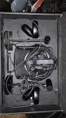 Meta Oculus Rift CV1 虚拟现实耳麦 - 黑色 — 第 1/2 张图片