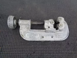 CRAFTSMAN Pipe and Tubing Cutter 1/4" to 1-1/2" OD Pipe 9-5528 - Picture 1 of 6