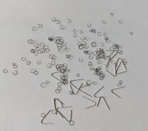 Vintage Asst of click springs for watch repair Swiss made x 184 pieces - Picture 1 of 3