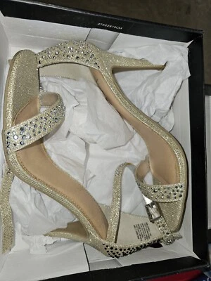 Sandalias de noche Material Girl Blaire 1 adornadas con correa al tobillo (talla 10) Foto 1 de 2