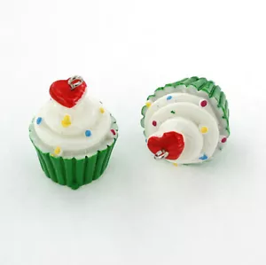4 Cupcake Charms 3D Resin With Silver Tone Loop - Green and White - K127 NEW2 - Picture 1 of 2