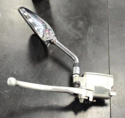 Cilindro maestro de freno delantero Shadow Spirit VT750 2001-2007 OEM Honda Foto 1 de 4