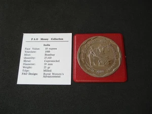 India, 10 Rupees, 1980, FAO - Picture 1 of 3