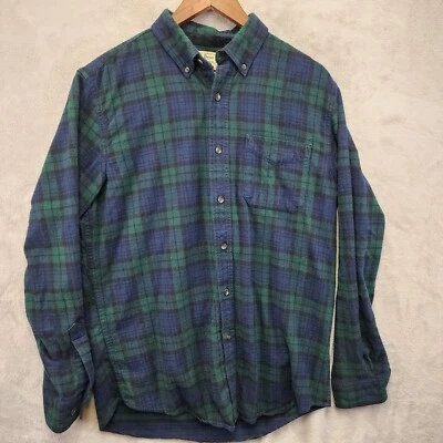 L.L. Bean Men's Flannel Shirt Size M Slightly Fitted Green Navy Plaid Cotton - Image 1 of 4