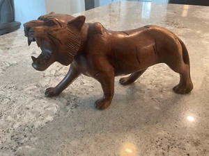Vintage MCM Hand Carved Solid Wood Roaring Tiger Figurine Statue 10.5” long - Picture 1 of 9