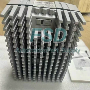 1PC NEW Original Lenze E82MV551-4B151 Frequency Inverter - Bild 1 von 4