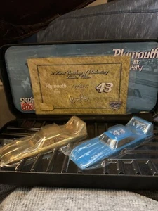 Richard Petty 24K Gold Diecast Plymouth – Limited Edition Collectible - Picture 1 of 8