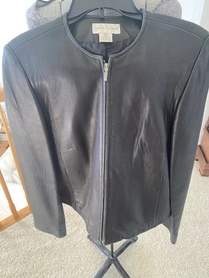 CHAQUETA DE CUERO SUAVE MANTECOSO NEGRA ESQUINA CASUAL Y2K CON BOLSILLOS TALLA M Foto 1 de 4
