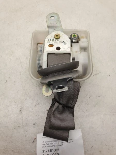 2006 LEXUS GS300 3.0L DRIVER SIDE REAR SEAT BELT ASSEMBLY  - Image 1 of 4