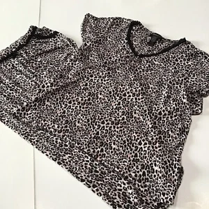 Rene Rofe Sleepwear Leopard Print PJ Set Womens S Black Lace Trim Tee Capri - Picture 1 of 19