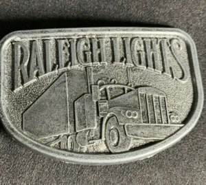 Vintage Raleigh Lights Zigaretten Sattelzug LKW Gürtelschnalle - Bild 1 von 6