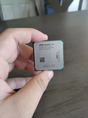 AMD Athlon II X2 220 2.8GHz Dual-Core (ADX220OCK22GM) Processor - Image 1 of 4