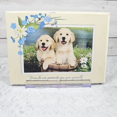 Nueva tarjeta de felicitación para principiantes amigos cachorros flores púrpuras sobre a juego Foto 1 de 4