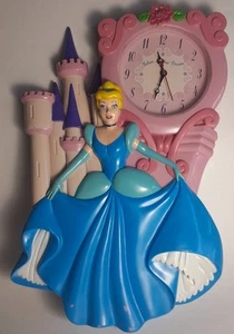 Funziona* Video* OROLOGIO DA PARETE CASTELLO DI CENERENTOLA Disney Princess Rosa - Foto 1 di 8