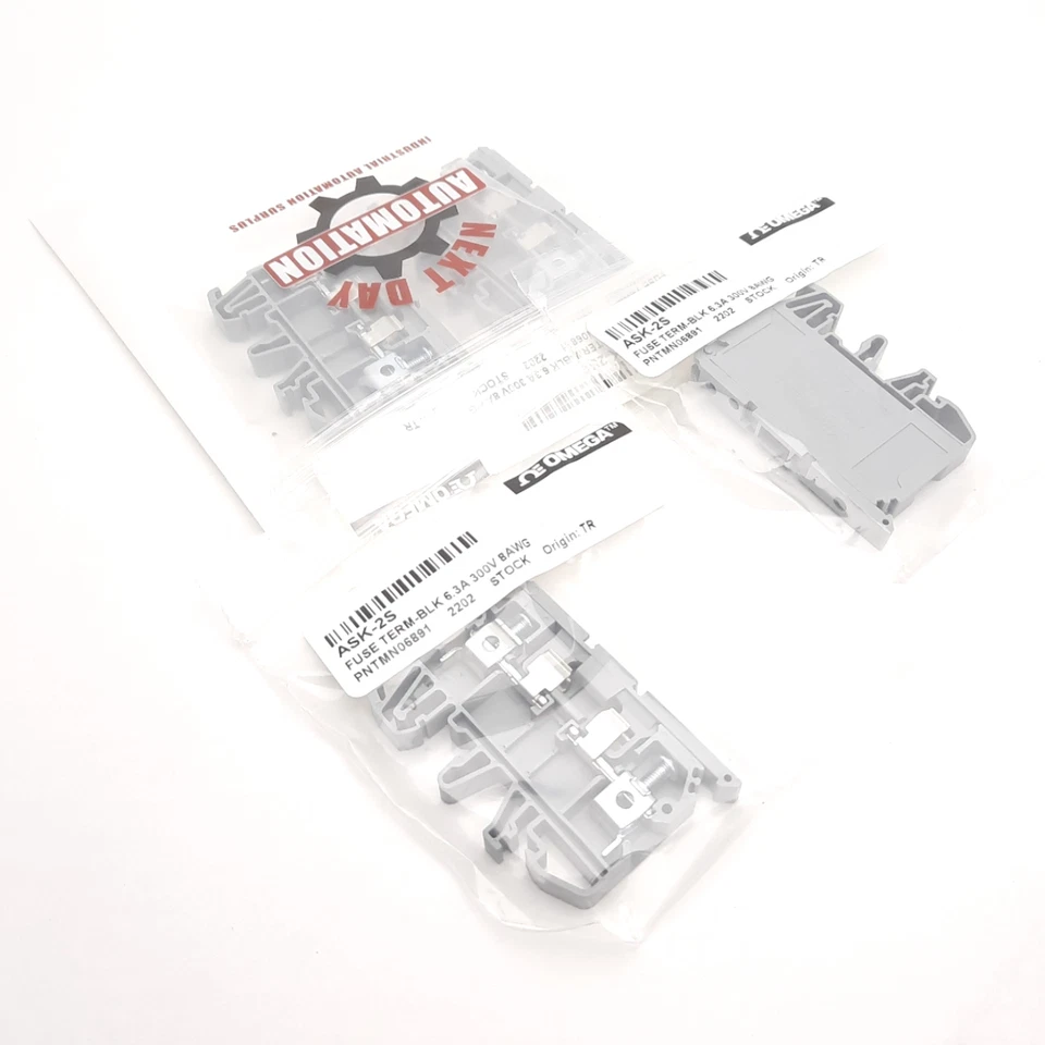Lot of 4 Omega Engineering ASK-2S Terminal Block Fuse Holders, 300V 6.3A - Image 1 of 4