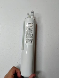 Frigidaire Water Filtration Filter, 1 Count, White - Picture 1 of 4
