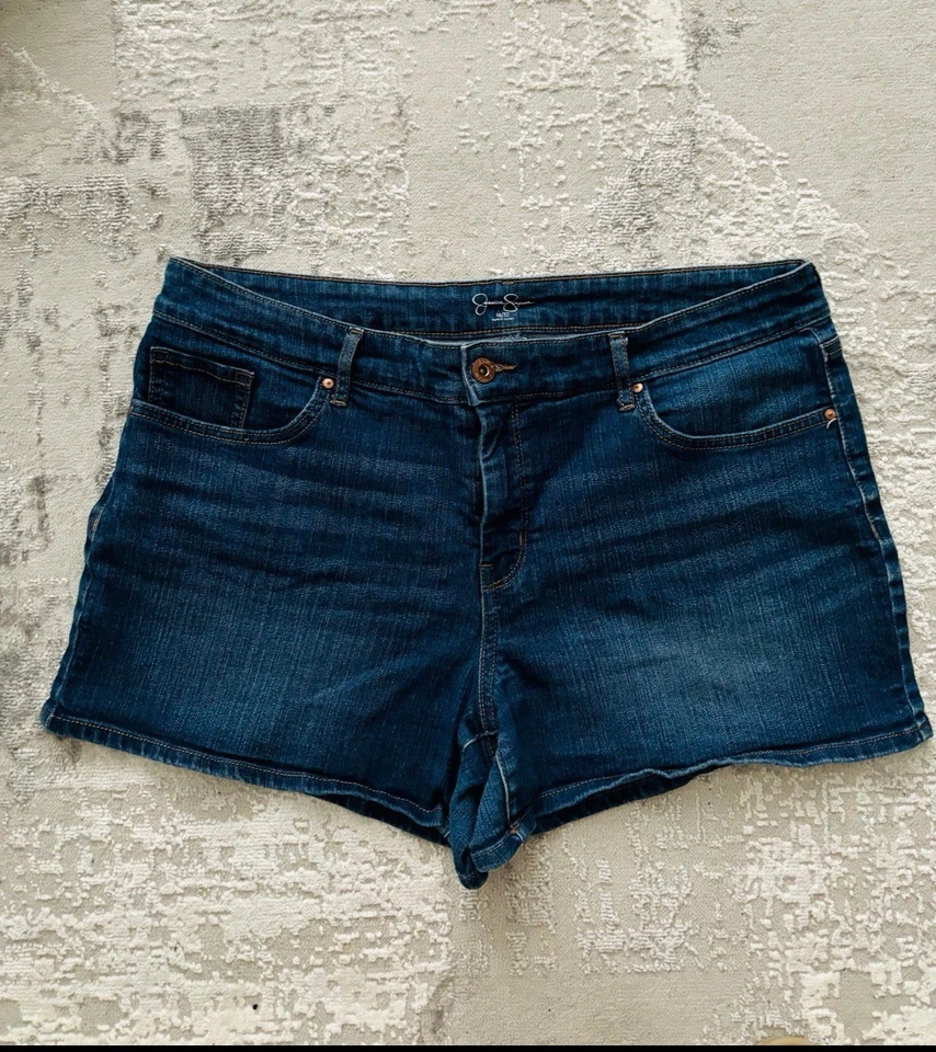 Pantalones Cortos de Jean para Mujer de Jessica Simpson ~Muy Poco Uso~ Talla 14 Foto 1 de 3