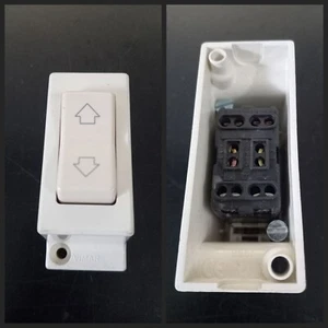 VIMAR DOPPELTER ABWÄRTSKNOPF 6 KLEMMEN - Bild 1 von 1