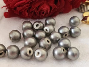 Lot 19 mini boutons vintage boule grise plastique rond 0,9 cm ref 1192 - Picture 1 of 3