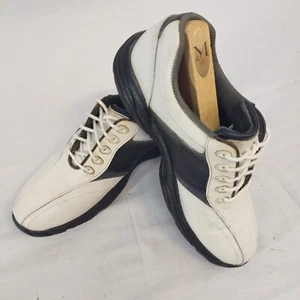 FootJoy GreenJoy Golf Shoes Mens 8.5 White Black 45463 Lace Up Low Top FJ - Picture 1 of 12