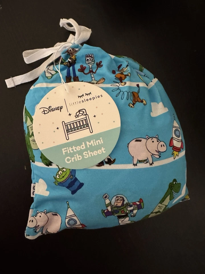 Mini sábana ajustable para cuna Little Sleepies de Toy Story de Disney Foto 1 de 1