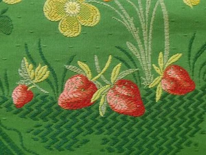 BTY SCALAMANDRE FRAISE du PRINTEMPS STRAWBERRY CLASSIC LAMPAS RICH GREEN RP$399 - Picture 1 of 9