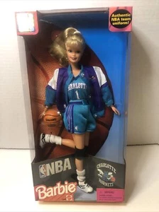 Muñeca Barbie NBA Charlotte Hornets 1998 nueva #20698 - Imagen 1 de 5