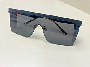 Dior Black Mirror DiorClub M1U Sunglasses 11A0 3 - Picture 1 of 13