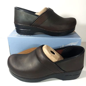 Zuecos Dansko para mujer 41 W EE. UU. 10,5 PROFESIONALES antiguos de cuero engrasado marrón - Imagen 1 de 15