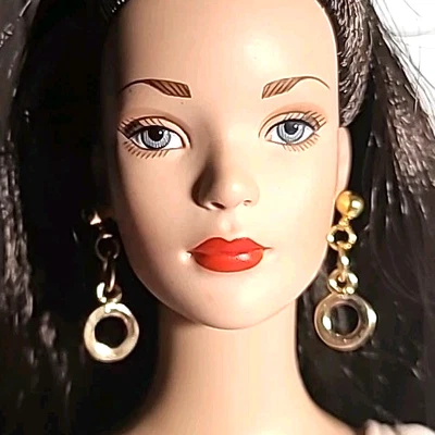 TONNER TYLER & FRIENDS 18KT GOLD FILLED HOOP RHINESTONE EARRINGS UNBRANDED (P2) - Image 1 of 3