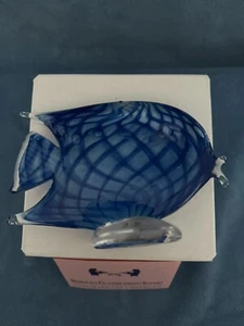 Mundgeblasener Glasfisch, Bermuda Glasblasstudio, mundgeblasen, Figur 5” x 3,5” - Bild 1 von 6