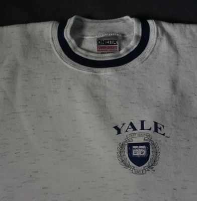 Suéter De Colección Yale Para Hombres Mediano Blanco Azul Cuello Redondo Hecho en ONEITA EE. UU. Universidad Años 90 Foto 1 de 4