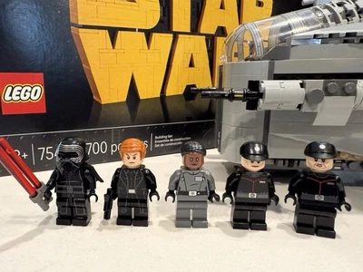 LEGO® Star Wars Minifigures: Gen. Hux, Kylo Ren, Vice Adm. Sloan & Sith Troopers - Image 1 of 2
