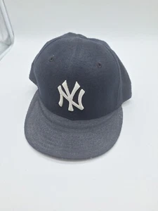 Vintage New York Yankees New Era Fitted Hat 100% Wool Sz 7 1/2 Made In USA - Picture 1 of 6