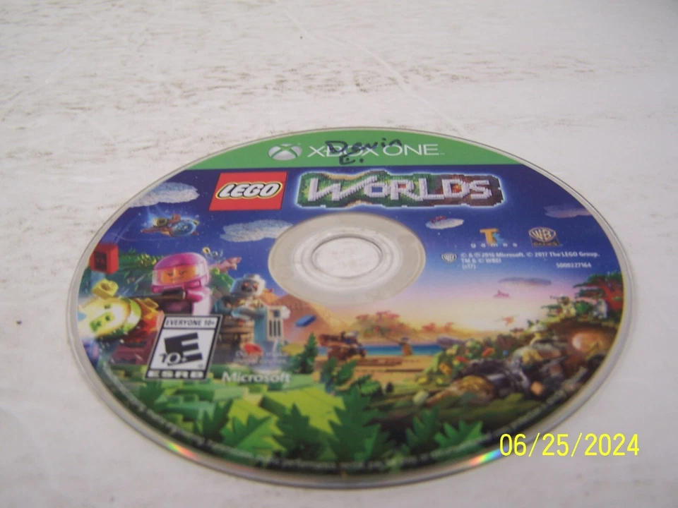 LEGO Worlds (Microsoft Xbox One, 2017) solo disco Foto 1 de 1