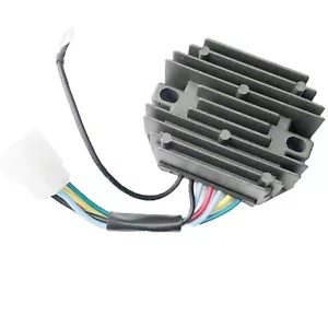 Regulador de voltaje de 12 V para tractor Kubota B8200D B8200HST-D B8200E B8200HST-E - Imagen 1 de 8