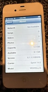READ iPhone 4 White (Sprint) A1349 8GB CDMA Fast Ship Very Good Used IOS 6.1.3 - Picture 1 of 3