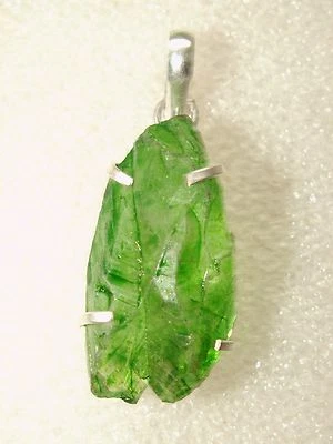 EdelsteinAnhänger: KRISTALL QUARZ GRÜN in Silberfassung pl. EINZIGARTIG/NEU! - Bild 1 von 2