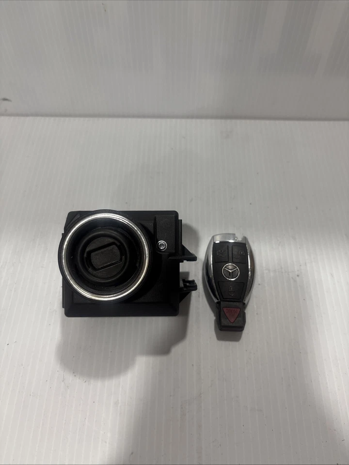 MERCEDES-BENZ C300 LLAVE DE ENCENDIDO INTERRUPTOR MÓDULO DE CONTROL A2075450108 2007-2014 Foto 1 de 4