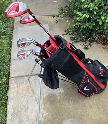 Nike VRS Junior Golf Set w/Bag, Driver, 4H, 7 iron, 9 Iron, SW & Putter RH *READ - Image 1 of 4