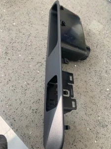 Genuine Mercedes sprinter W907 O/S Window switch courtesy pod A9077221000 - Picture 1 of 3