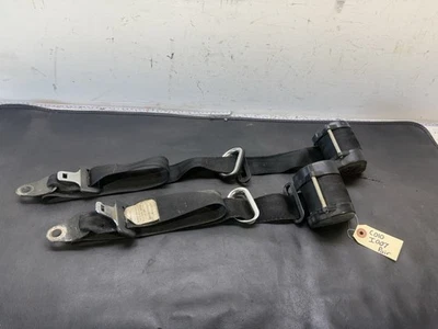 Porsche 944 Front Seat Belts  - Image 1 of 4