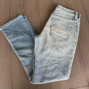 Jeans BKE Hebilla Jake Pierna Recta Para Hombre 30x31 Azul Lavado Premium Elastizado Denim - Imagen 1 de 14