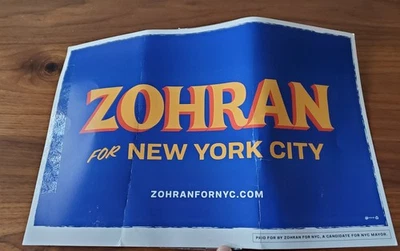 Cartel de campaña de la ciudad de Nueva York Zohran Mamdani carrera por la alcaldía - Imagen 1 de 4